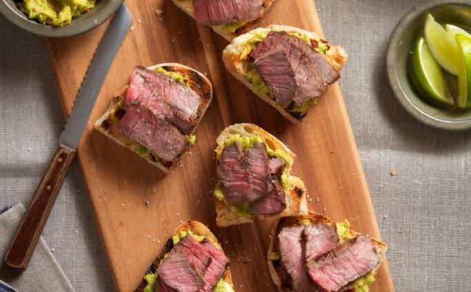 Asian Steak & Avocado Appetizer